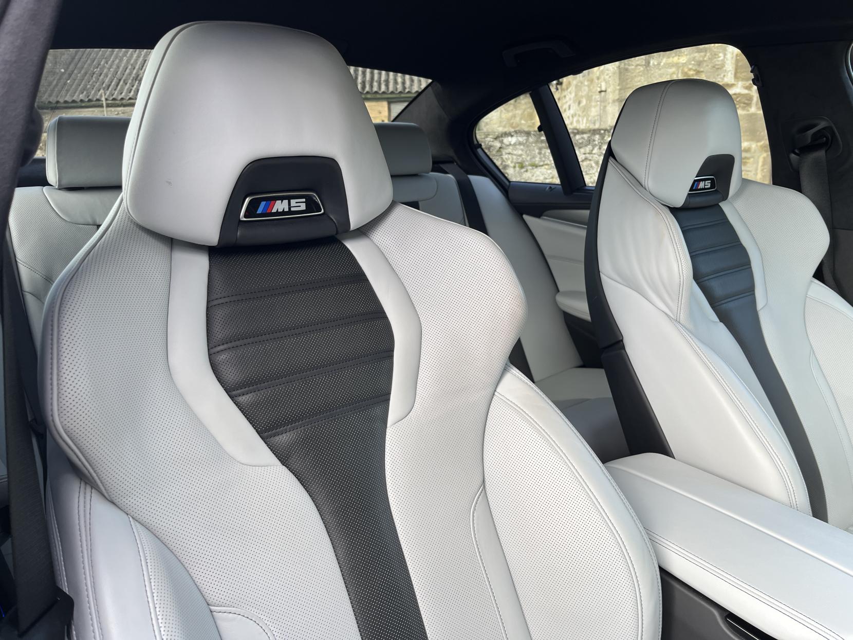 BMW M5 4.4 V8 GPF Saloon 4dr Petrol Steptronic xDrive Euro 6 (s/s) (600 ps)