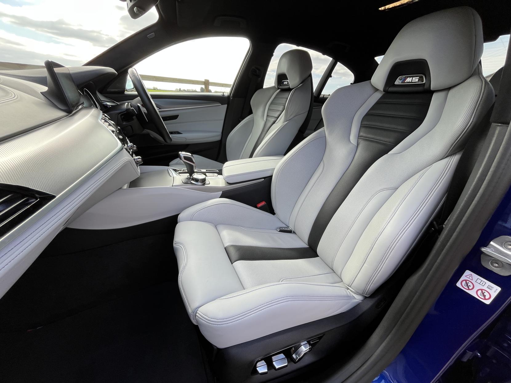 BMW M5 4.4 V8 GPF Saloon 4dr Petrol Steptronic xDrive Euro 6 (s/s) (600 ps)