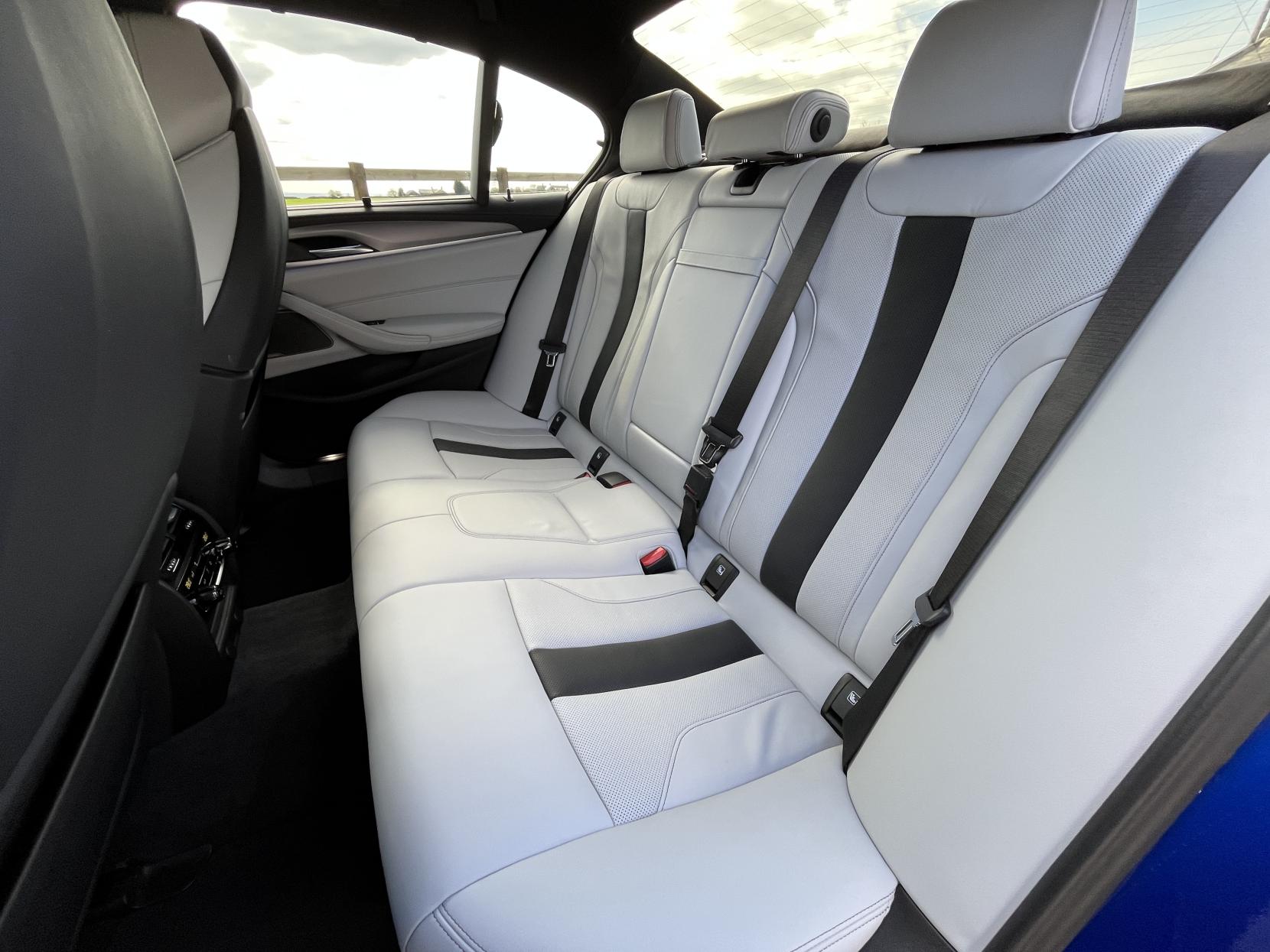 BMW M5 4.4 V8 GPF Saloon 4dr Petrol Steptronic xDrive Euro 6 (s/s) (600 ps)