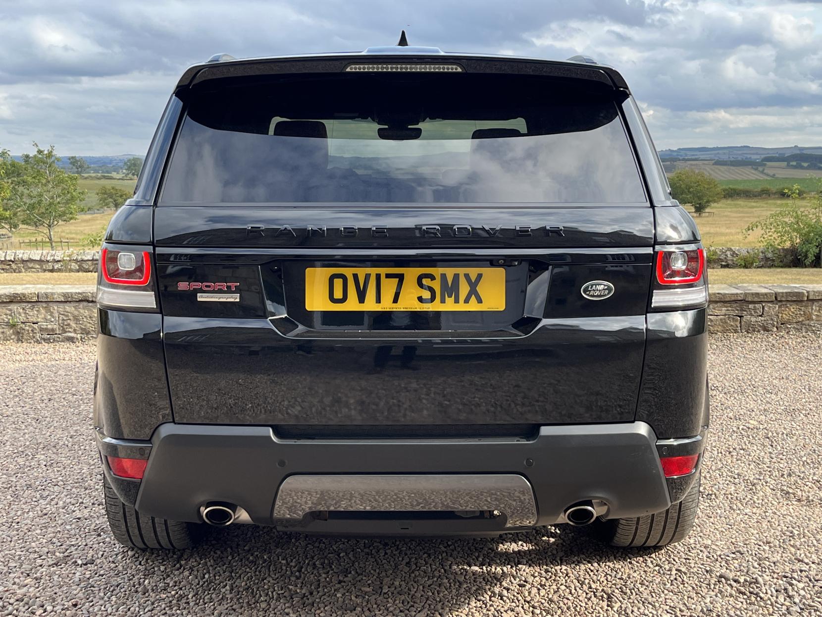 Land Rover Range Rover Sport 3.0 SD V6 Autobiography Dynamic SUV 5dr Diesel Auto 4WD Euro 6 (s/s) (306 ps)