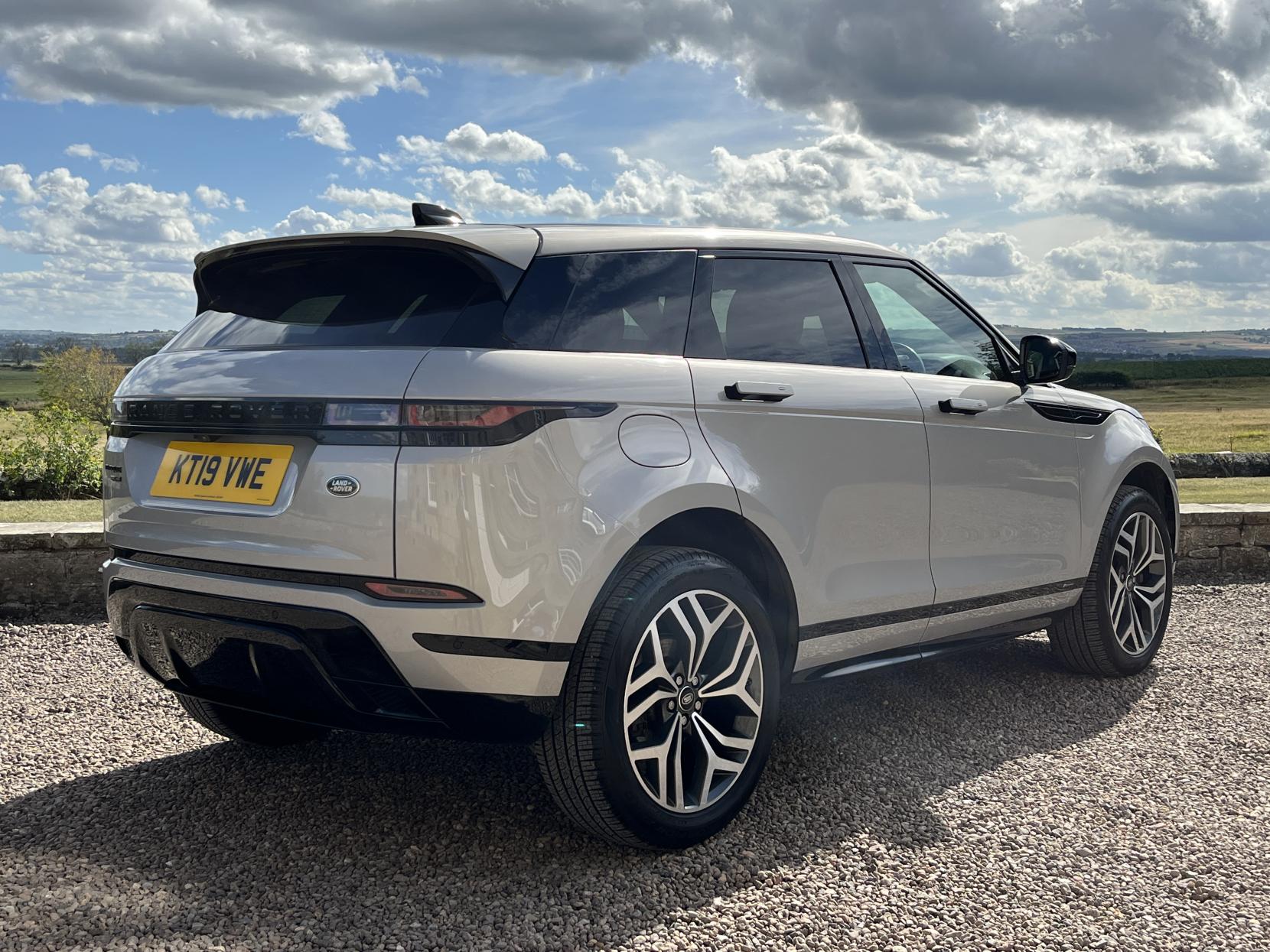 Land Rover Range Rover Evoque 2.0 D180 R-Dynamic HSE SUV 5dr Diesel Auto 4WD Euro 6 (s/s) (180 ps)