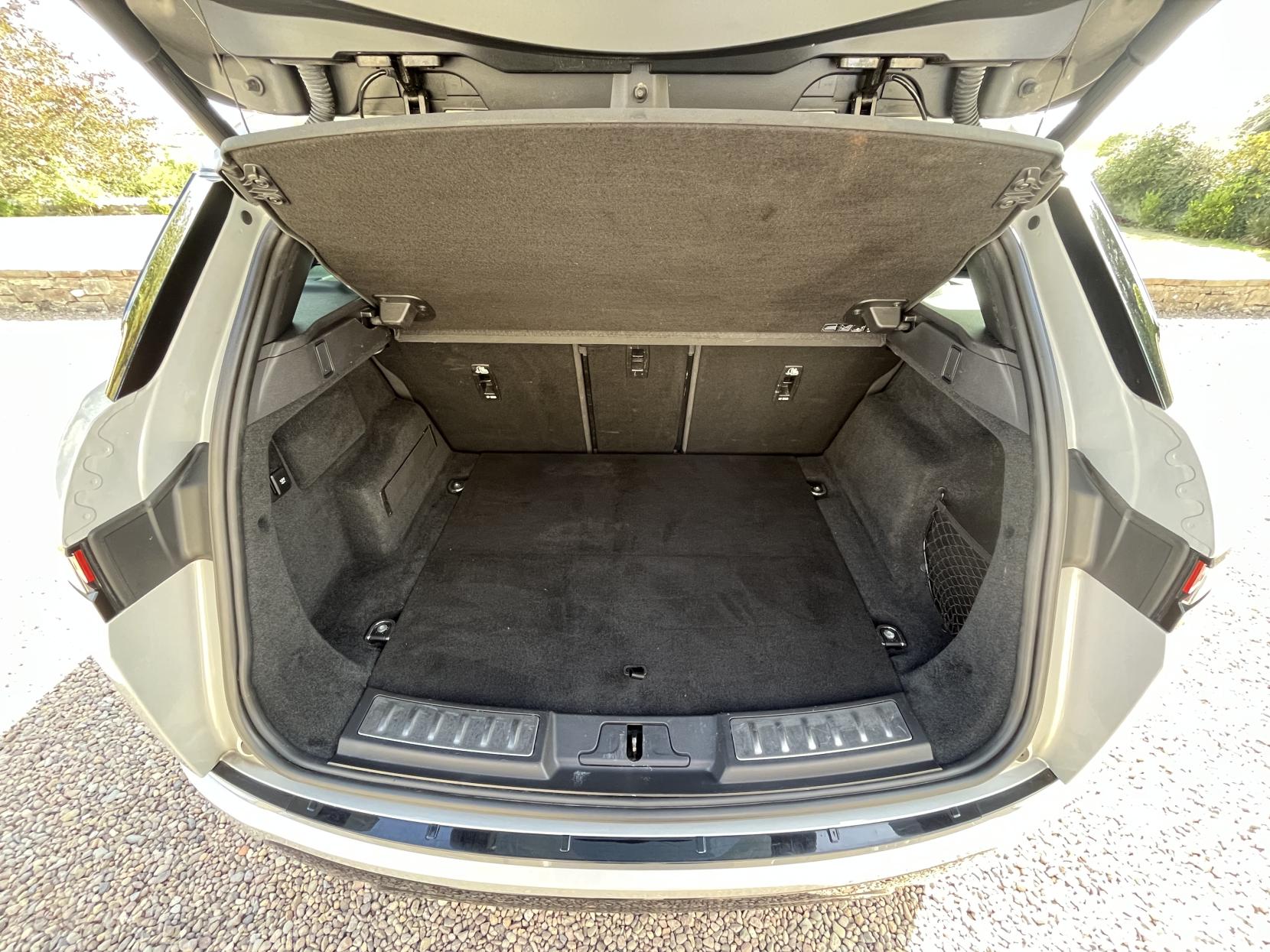 Land Rover Range Rover Evoque 2.0 D180 R-Dynamic HSE SUV 5dr Diesel Auto 4WD Euro 6 (s/s) (180 ps)