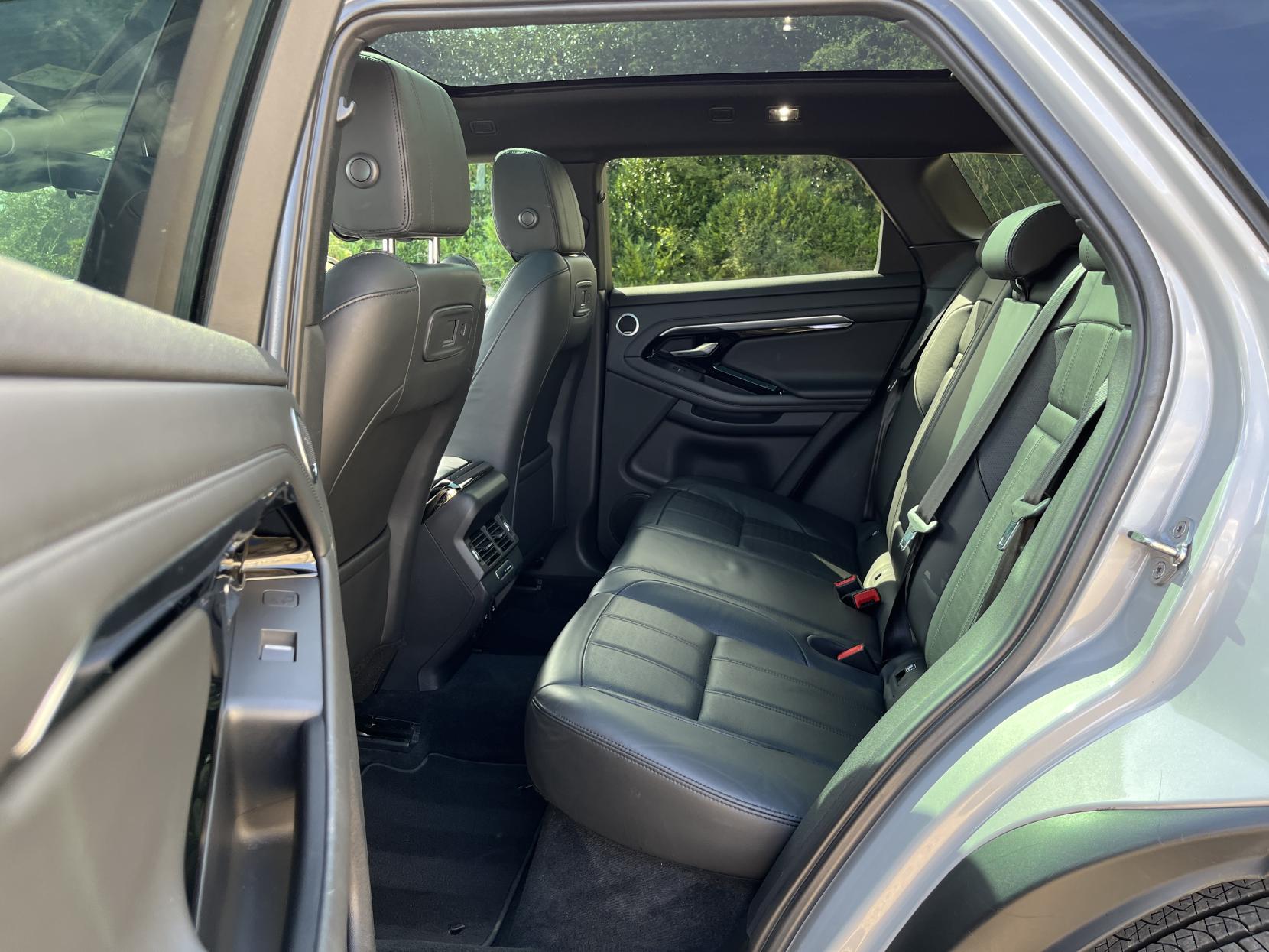 Land Rover Range Rover Evoque 2.0 D180 R-Dynamic HSE SUV 5dr Diesel Auto 4WD Euro 6 (s/s) (180 ps)