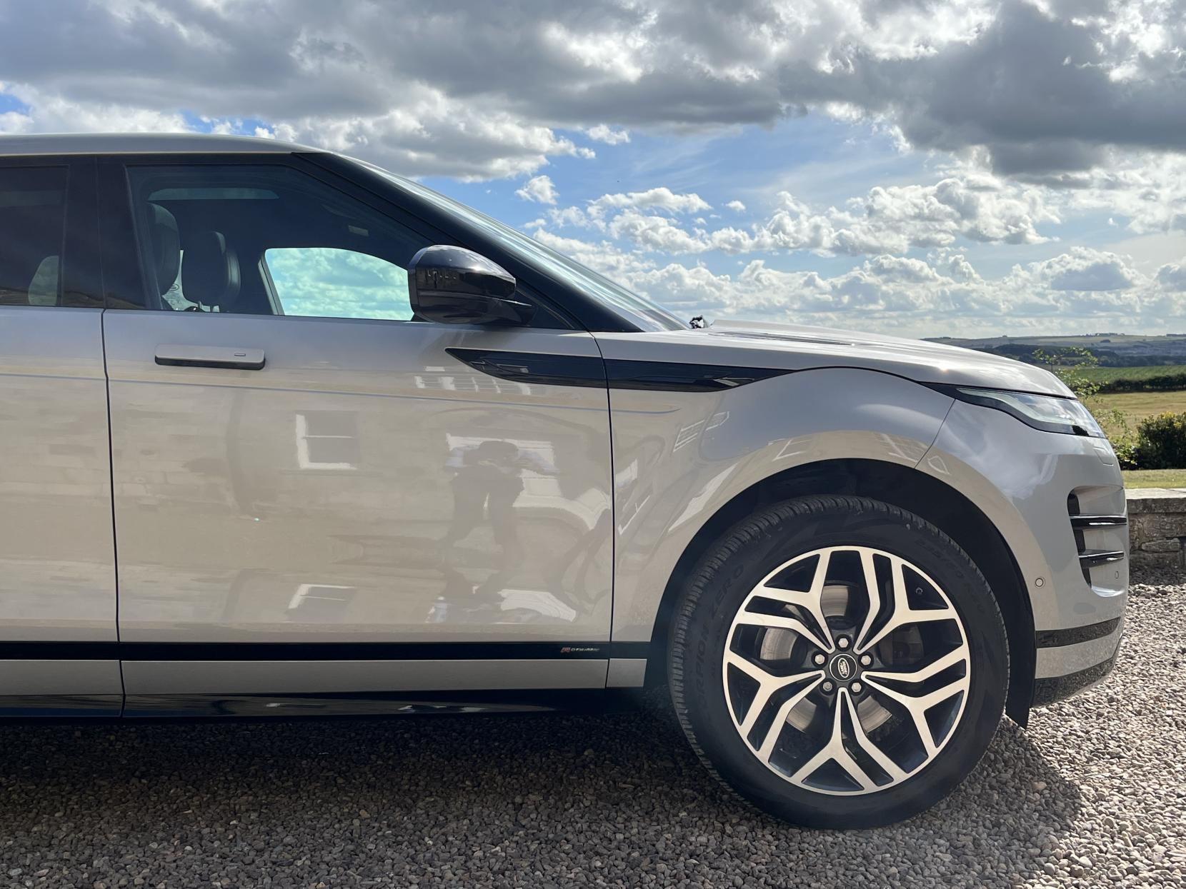 Land Rover Range Rover Evoque 2.0 D180 R-Dynamic HSE SUV 5dr Diesel Auto 4WD Euro 6 (s/s) (180 ps)