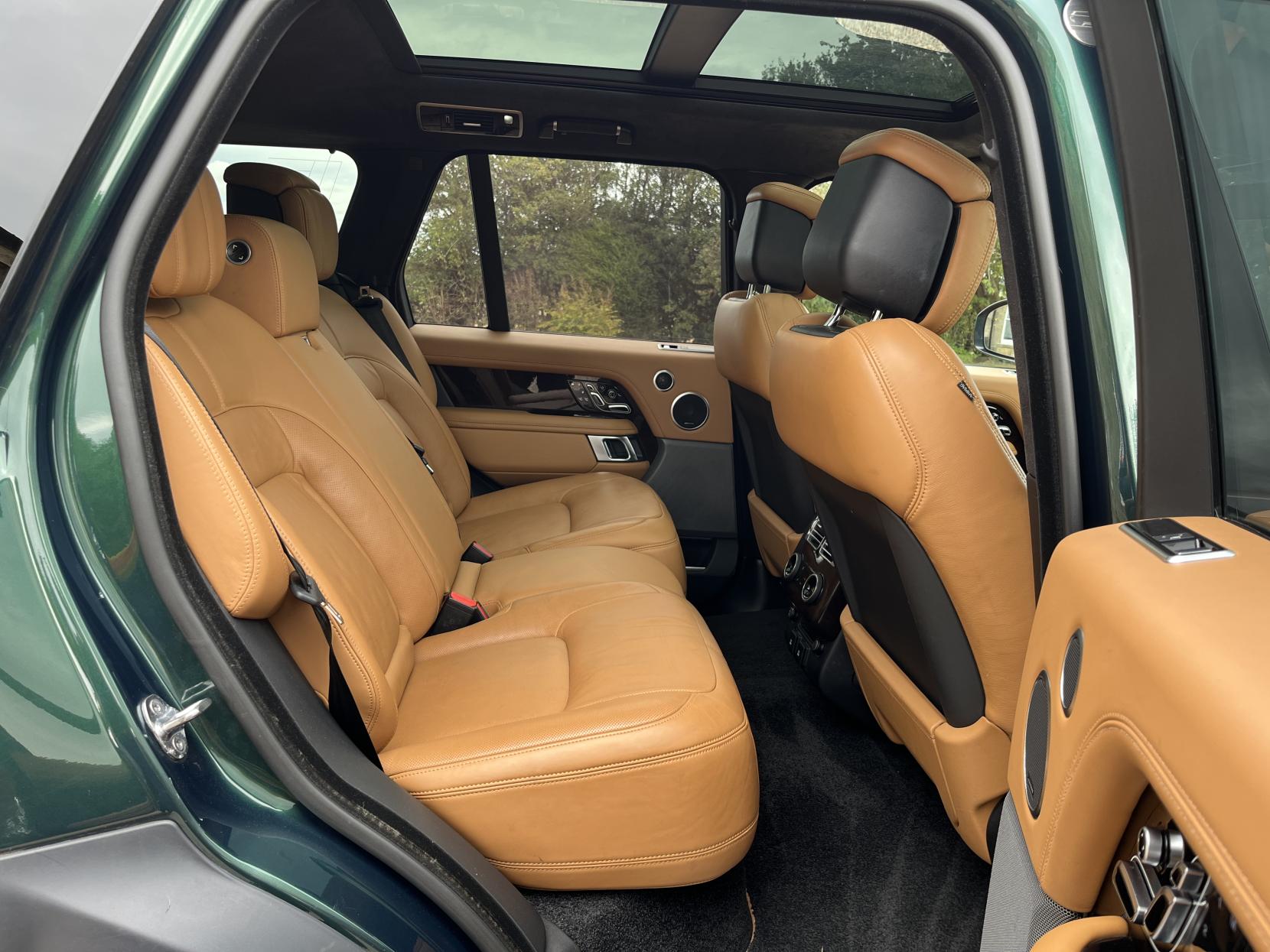 Land Rover Range Rover 5.0 P525 V8 Autobiography SUV 5dr Petrol Auto 4WD Euro 6 (s/s) (525 ps)